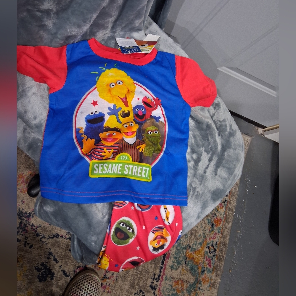 Sesame Street Red and Blue Character Pajama Set
